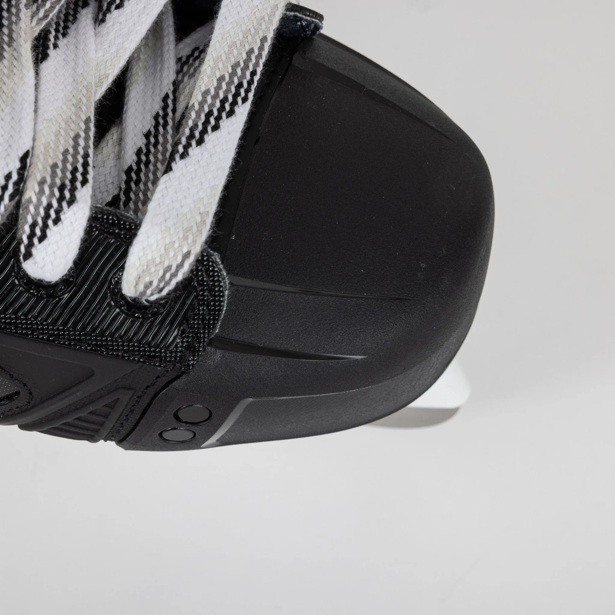 CCM Tacks XF90 Intermediate Hockey Skates
